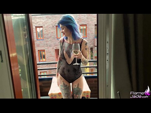 ❤️ Духтари азиме, ки бо гулӯла мемакад ва дар зери осмони кушод бо ҳавас мемакад Порнои мақъад дар мо tg.pornochaturbate.ru ❌️