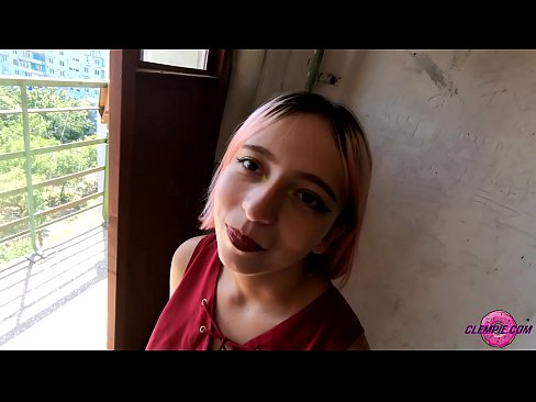 ❤️ Донишҷӯи шаҳвонӣ як бегонаро дар берун мекашад - конча дар рӯи ӯ Порнои мақъад дар мо tg.pornochaturbate.ru ❌️
